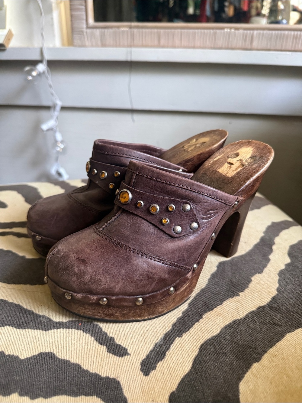 Skechers Y2K Brown Leather Platform Clogs
